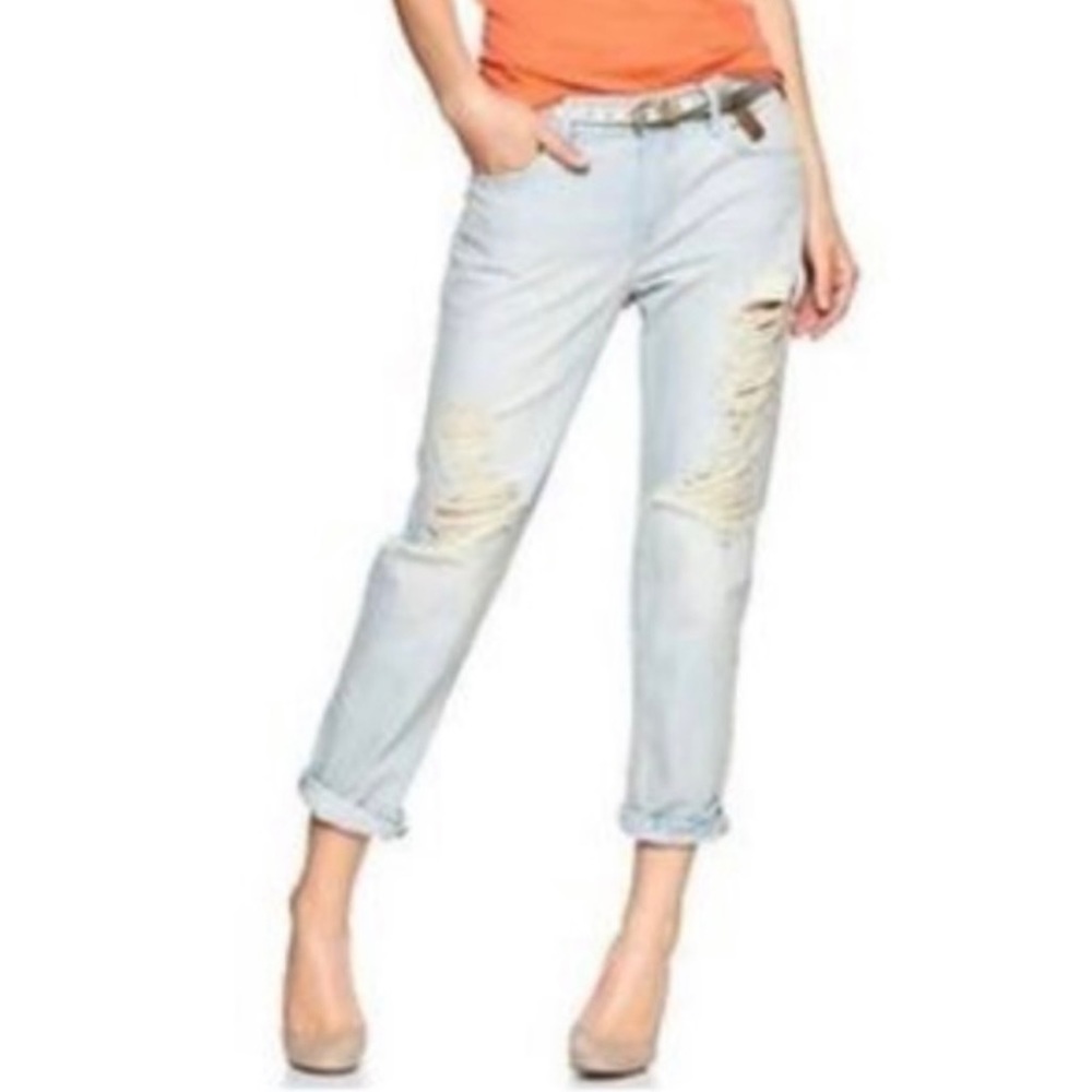 Light wash Gap Boyfriend Jeans